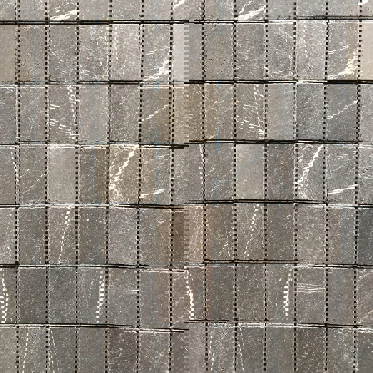 Tumbled Pietra Cobblestone